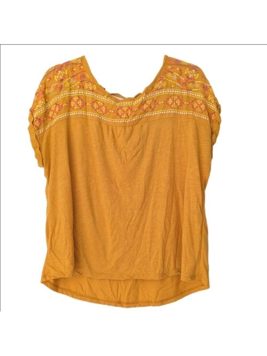 Janet Chung Tops - 5/$20!! Janet Chung Sleeveless Blouse